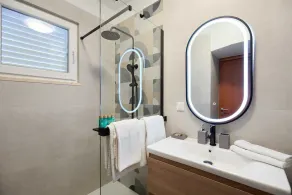 BAHARI APARTMENT - Image 3