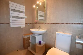Apartment in Santa Margarida, Roses: Large Terrace, Air Conditioning, Parking. Near the Beach and Center. - Image 3