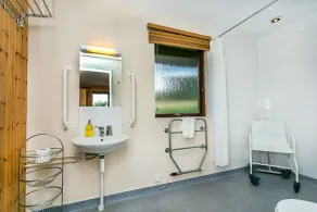 silla de ruedas de cuatro estrellas Logia accesible con tres dormitorios y dos baños, vistas fabulosas todavía clos - Image 3