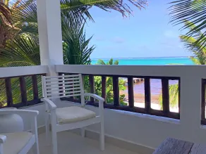 Las Amapolas - Steps from the Sea - Minutes to Secret Beach - 1B Upper Unit - Image 4