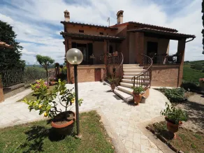 Casa Pozzo, umgeben von viel Grün, nur wenige Kilometer von San Gimignano entfernt, ideal für Paare - Image 5