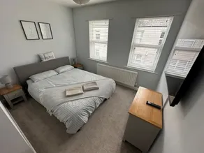 Cosy, 2 Bedroom Cottage in Guisborough Town Centre - Image 5