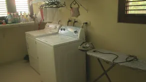 Affordable Caribbean beach villa - Image 2