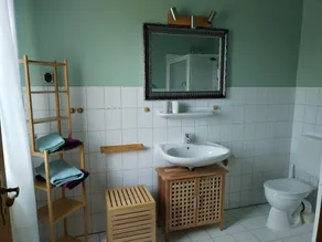 Beautiful vacation apartment with large outdoor terrace near the dike - Image 3