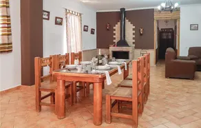 Cozy Home In El Coronil - Image 5