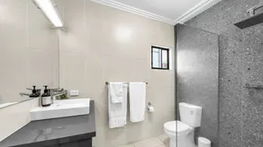 Location, Location. The perfect Location for your stay in the Whitsundays!! - Image 2