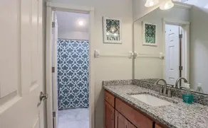 CLEAN Updated & Spacious Family Home! - Image 5