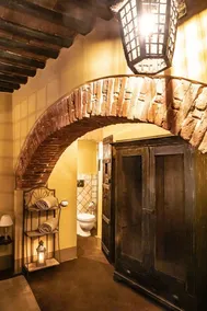 \"IL CARCERE\" Medieval Resort con piscina \"Maniero del Brunelleschi\" vicino Pisa - Image 2