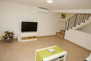 Holiday Home Yan with Bay view - Image 3