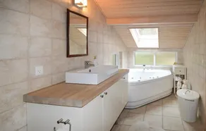 Strandvilla i Lundby med sauna - Image 2