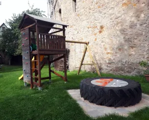 Romantic vacation apartment in a historic castle for 2-3 people - Image 2