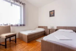 Holiday home Milka - in center & close to the sea - Image 5