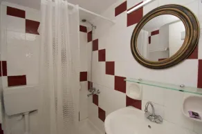 Rena Apartments - Image 3