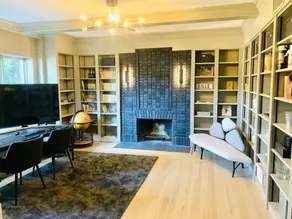 --Timeless Waterfront Estate Made for Gathering, Living and Sharing-- - Image 2