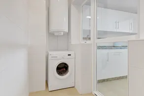 Modern Apartment with pool in Fuengirola Spain - Image 4