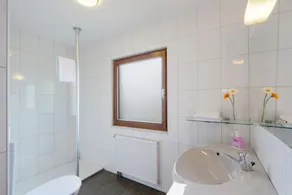 Seepark Kirchheim Ferienhaus bei Vera mit Sauna - Image 3