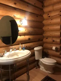 Lakeside Lodge Ferienhaus. Siehe Rabatte unten für weniger als 12 Personen. - Image 2