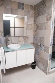 Appart-hôtel Chanzy / Angoulême - Image 3