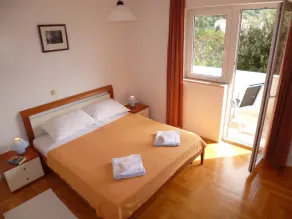 Croatia vacation island Rab vacation home **** apartments - Image 2