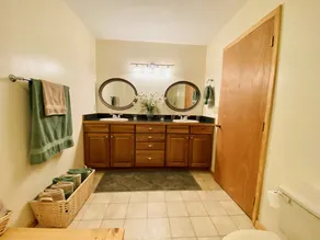 Secluded Mountain 4 Bedroom Cabin - Image 4