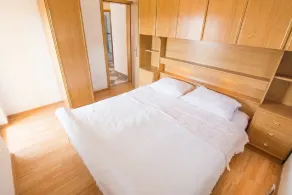 Apartment Marica - Spacious accommodation for 8 people with pool - Image 5