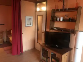 Family-friendly vacation apartment - still available during school vacations. - Image 2