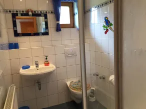 Vacation apartment in quiet centr. Location in the Berchtesgadener Land with unobstructed mountain views - Image 2