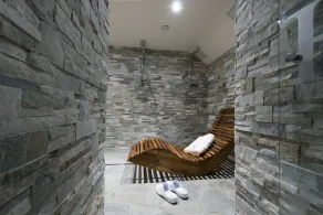 Snow Lodge Hotel Courchevel 1850 - Image 2