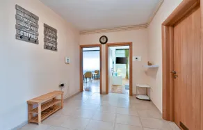 Pet friendly home in Turnisce - Image 2