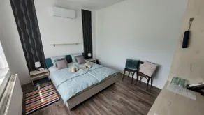 Sleeps 18 - Lakeview - House - Vonyarcvashegy - Image 2