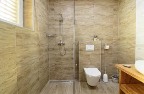 Ferienhaus Vlady - 8 Personen, 5 Schlafzimmer, 2 Badezimmer, Pool, Balkon - Image 3