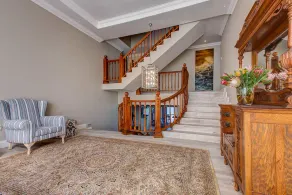 Marine Manor - Image 2