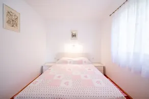 Apartment in Bol with Seaview, Terrace, Air condition, WIFI (3757-2) - Image 4