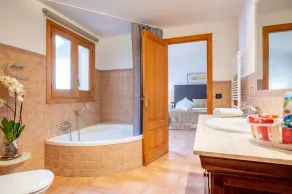 Maison de vacances « Horta Den Menut » avec vue montagne, piscine, Wi-Fi, jardin et terrasse - Image 2