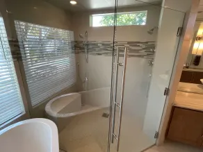Luxurious modern 3-bedroom plus den home w/ pool & hot tub - Image 3