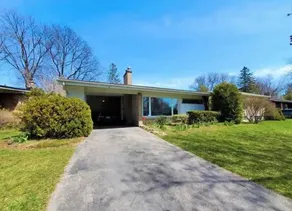 Beautiful spacious  4+1 house excellent location,2 full bathrooms parking area - Image 5
