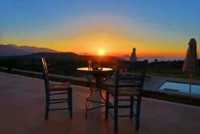 Villa Dionysos, luxury villa with a fantastic view of a large plot of land - Image 5