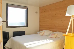 Apartamento ECUREUIL en un nuevo chalet con vista al lago Matemale para 6 personas - Image 5