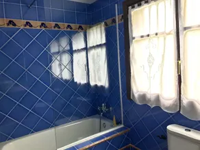Modernes Bauernhaus im Herzen von Gorbea, ausgezeichnete Lage.<br>Für 8 bis 12 - Image 3