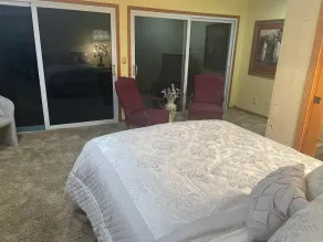 Cozy 5 bedroom home in Holly MI - Image 5
