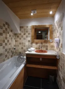 SAUNA PRIVÉ | Appartement de luxe 10p sur les pistes, accès piscine - Image 4