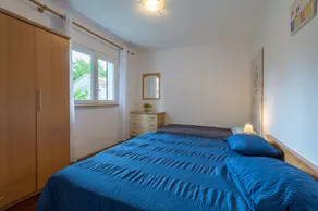 Apartamento de una habitación en la playa Sveti Ivan, Umag (A-9692-a) - Image 4