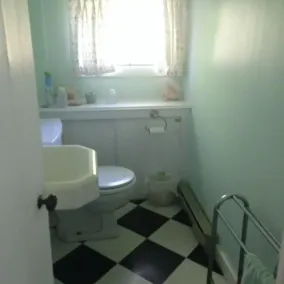 Waterford Waterfront! Charme 4BR Cottage sur la rivière Niantic! - Image 3