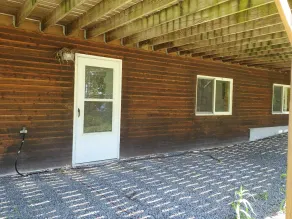 Lake front 2 bedroom apartment located on Unity Pond. Great  for Bass fishing. - Image 4