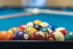 Relax near Helen with 3 En-Suites,Hot Tub, Fire Pit & Pool Table. - Image 2