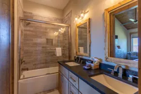 Ridgeline View- 4bed 3 and a half bath home with long range views, outdoor fireplace, firepit - Image 5