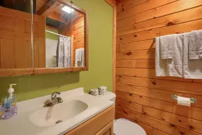 Cabine-Salle de bain privée-Standard-Oleander Cabin - Image 3