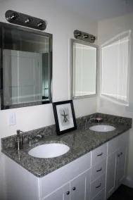 Beautiful 1-Bedroom Luxury Condo Sleeps Up to 4, Block to Beach - Image 4