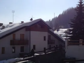 WARME EINZIMMERWOHNUNG MIT BERGLAUF - Image 4