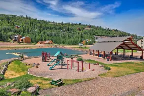Fully Renovated, True Ski in/Ski out, 2br 2bath Condo - Image 4